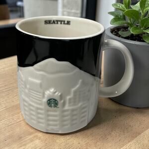 Starbucks Seattle WA Collector Series Mug 3D Relief Mug 2012 EUC